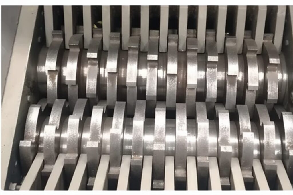 mobile phone shredder blades