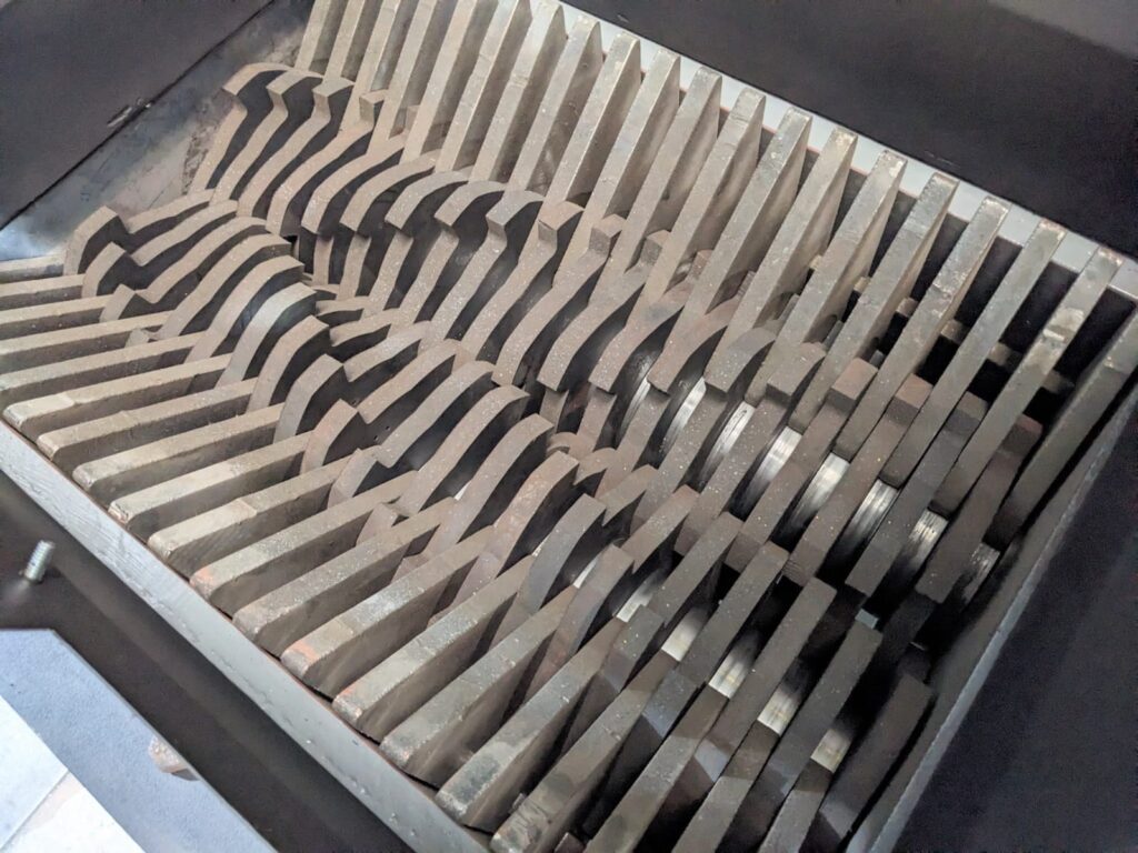 double shaft pcb shredder